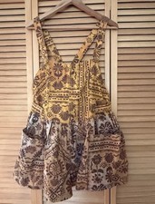 100 Cotton Romper Size M Medium. Boho Style with Pockets. Yellow Brown. NWT.
