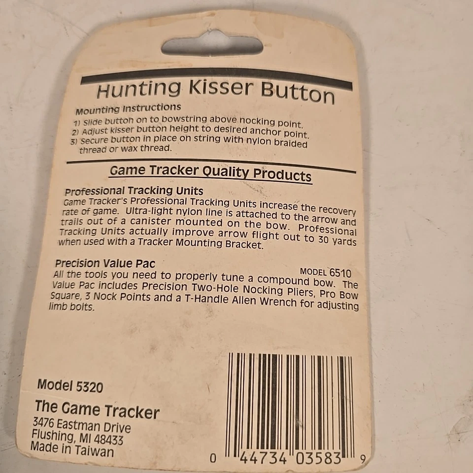 The Game Tracker Hunting Large KISSER BUTTON For 16-20 Strand Bowstrings - Image 4 of 4