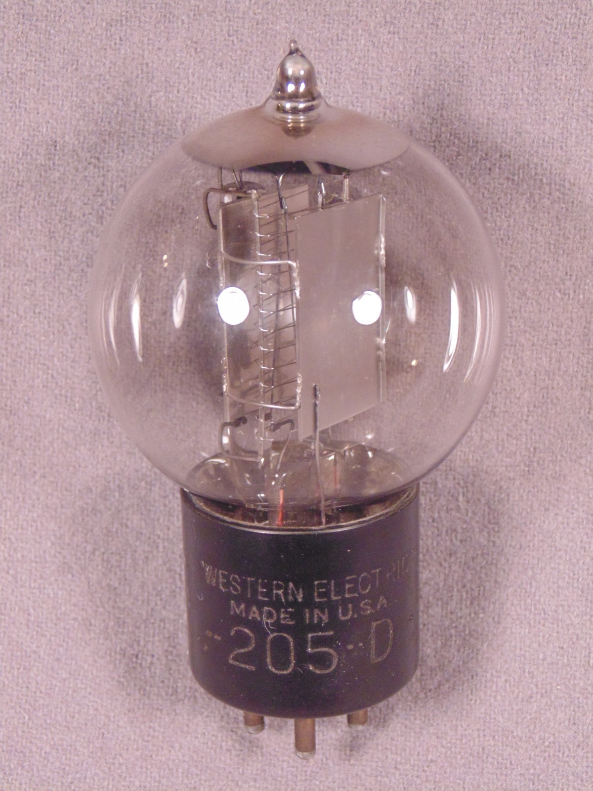 1 205-D WESTERN ELECTRIC Engraved Base HiFi Radio Amplifier 205D Vacuum Tube