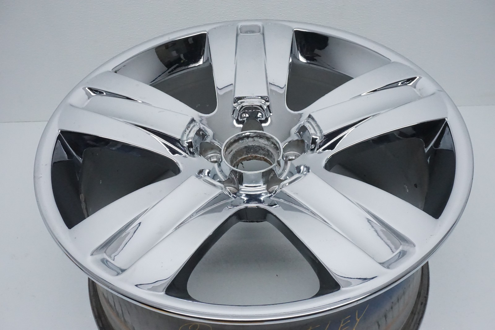 2006 - 2012 Bentley Continental GT 9Jx19H2 ET41 Wheel Rim Chrome 3W0601025AD OEM