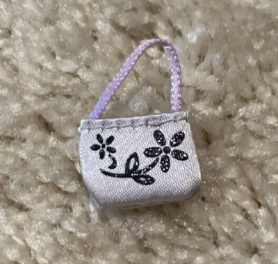 BRATZ doll purse GIRLS NITE OUT 21st BIRTHDAY edition flower YASMIN 2022 purple
