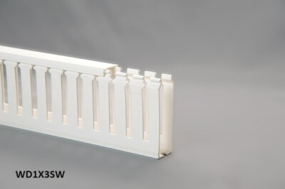 (1) New 1''x3''x2m Wide Finger Open Slot Wiring Duct/Cable Raceway w/Cover,White