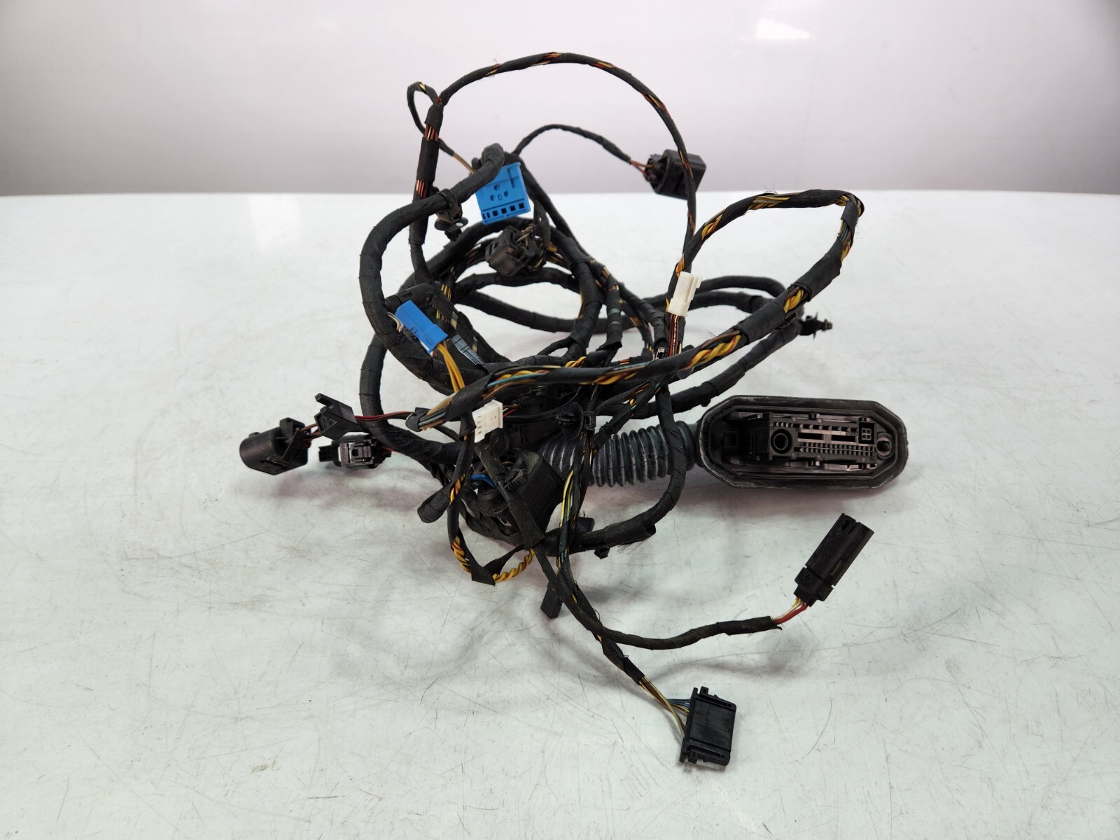 ✅ 2010-2014 OEM Rolls Royce Ghost RR4 Rear Right Side Lower Door Wiring Harness