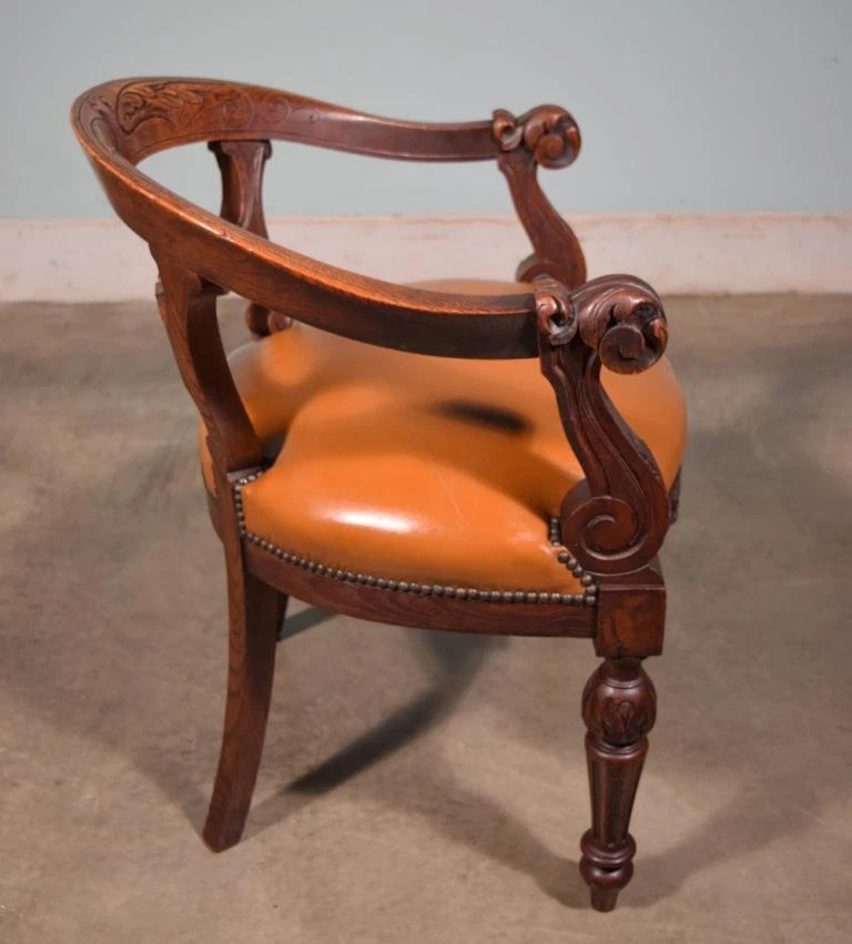 French Antique Renaissance Revival Oak & Leather Arm Chair Carved Wood - Image 4 of 4