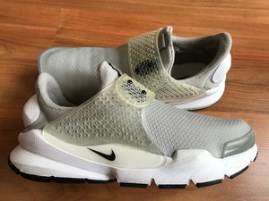 nike sock dart trainers womens