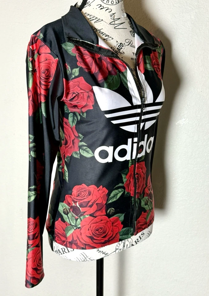 Chaqueta ADIDAS Vintage Rosas Rojas Negra Verde Cremallera Frontal Luz Talla XS (Ver Fotos) Foto 4 de 4