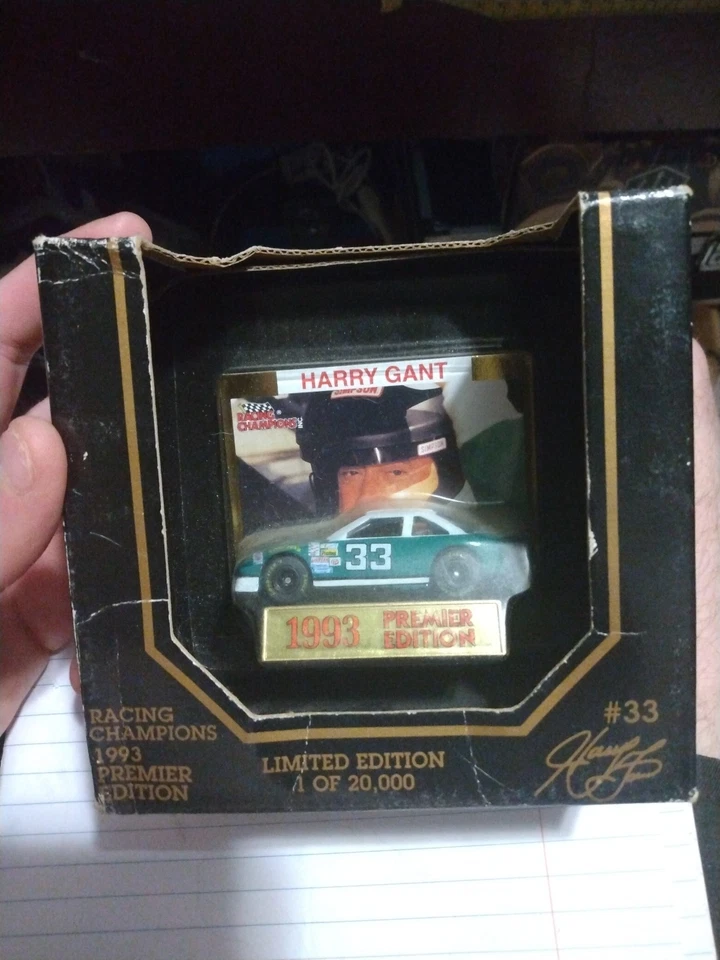 Premier Edition Racing Champions 1993 - #33 Harry Gant - Skoal 1:64th Foto 4 de 4