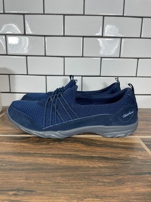 SKECHERS Empress Shoes Womens Size 7 Classic Fit Navy Slip On Walking Sneakers