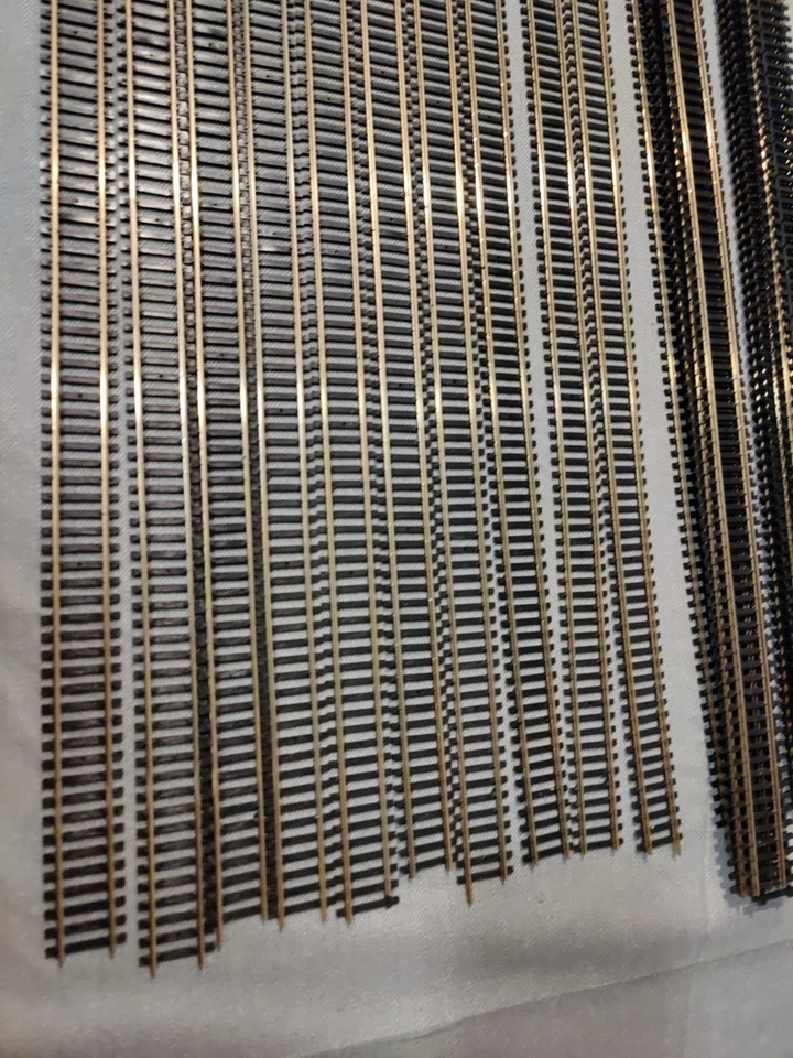 HO Scale GT Italy Ahm  Flex Track Nickel Silver Code 100 - NEW - Lot Of 25 Piece - Image 3 of 4