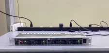 Behringer Autocom Pro model MDX-1400