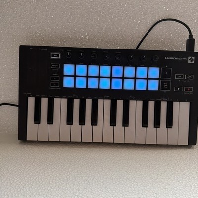 novation Launchkey Mini MK3 25鍵MIDIキーボード Novation Launchkey Mini Mk3 25 Mini-key Midi Keyboard Controller