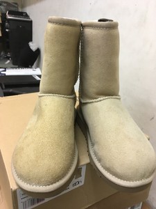 ugg boots store