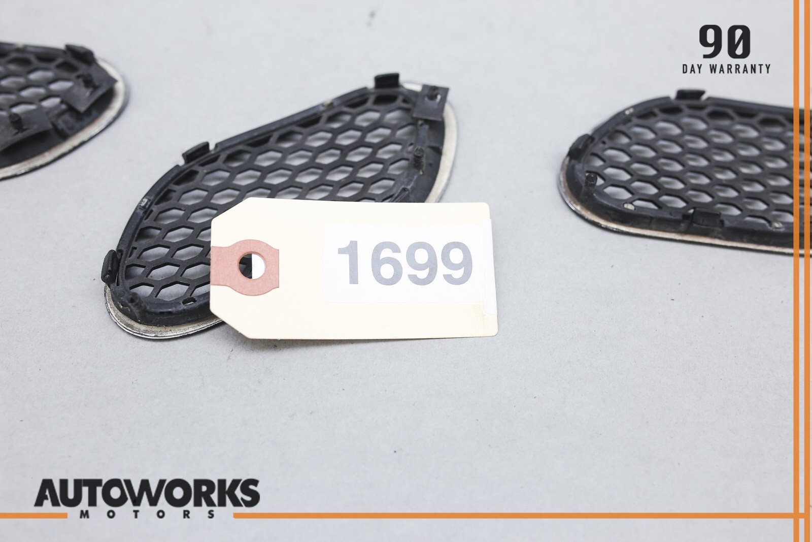 03-13 Maserati Quattroporte M139 Left Side Fender Grill Grille Vent Set of 3 OEM