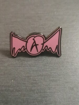 AEROSMITH Cryin' Dream On Crazy Pink Pin Badge Patch Neu Hochwertig