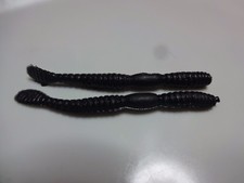 SOFT PLASTIC SMALL 2" BLACK FLAT-TAIL WORM FISH BAIT USA MADE -- 35 PC. LOTS