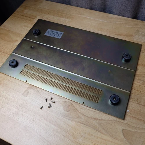 Pioneer RT-707 Reel to Reel – Bottom Plate Cover w/ Feet & Screws