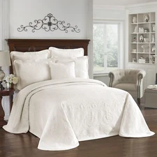 HISTORIC CHARLESTON King Charles Modern Farmhouse Floral Matelasse Bedspread