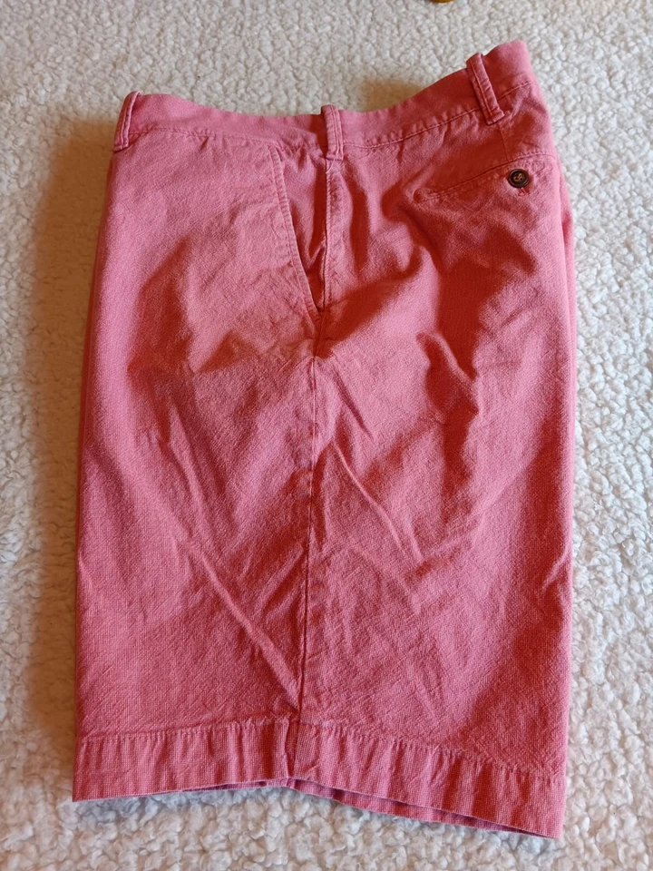 Pantalones Cortos Express Para Hombre 40 Clásicos en la Rodilla Chino Rojo y Blanco Micro Cuadros Foto 2 de 4