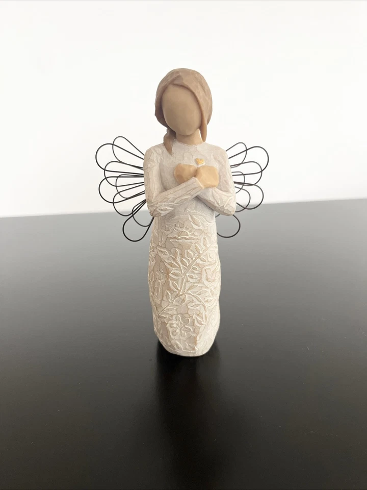Estatueta Willow Tree Remembrance Angel pele clara 5,5” – Nova na caixa presente - Imagem 3 de 4