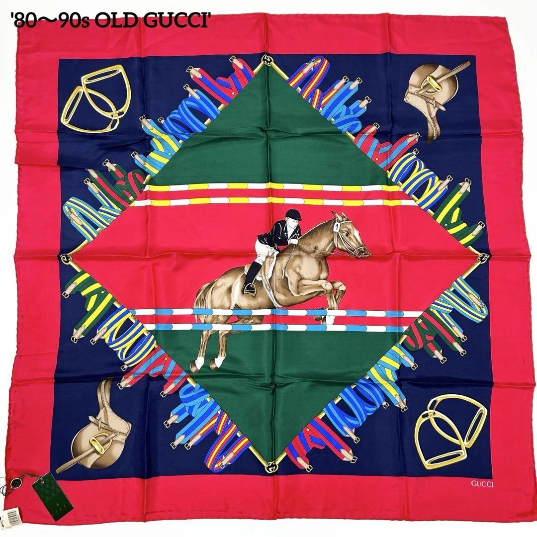 Gucci, grande écharpe, 100% soie, jockey, cheval, rouge occasion avec étiquette