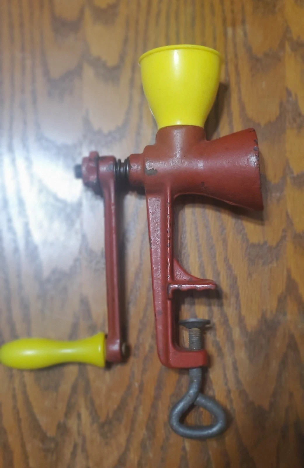 VINTAGE ANTIQUE ROMANIAN MANUAL COFFEE GRINDER F1 1970`s SPICE GRINDER KITCHEN