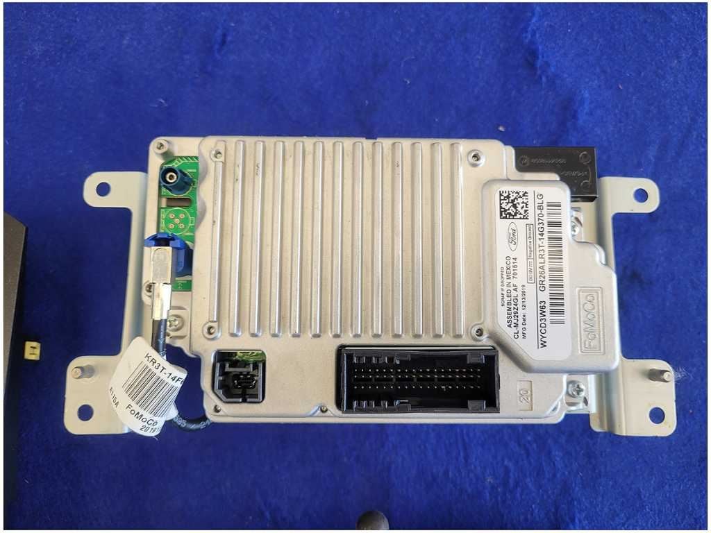 2020 Ford Mustang GT S550 Info 4" Screen Receiver Faceplate Audio 2766