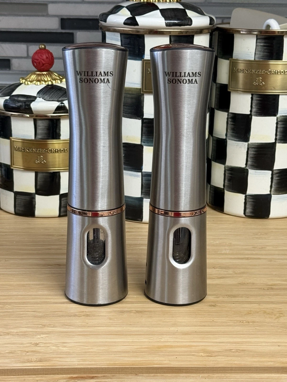 Williams Sonoma Signature Rechargeable Electric Salt & Pepper Mills, 8" PO Read!
Opens in a new wind