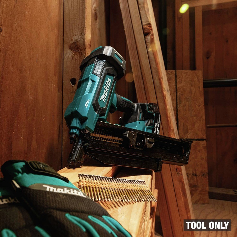 Makita XNB03Z 18V LXT 21° Full Round Head 3-1/2" Cordless Framing Nailer New