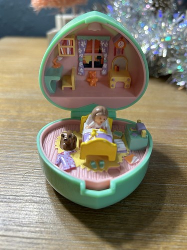 POLLY POCKET BLUEBIRD 1993 Pretty Present RING BAGUE + 1 Figurine COMPLET - P227 EUR 28,90 - FR