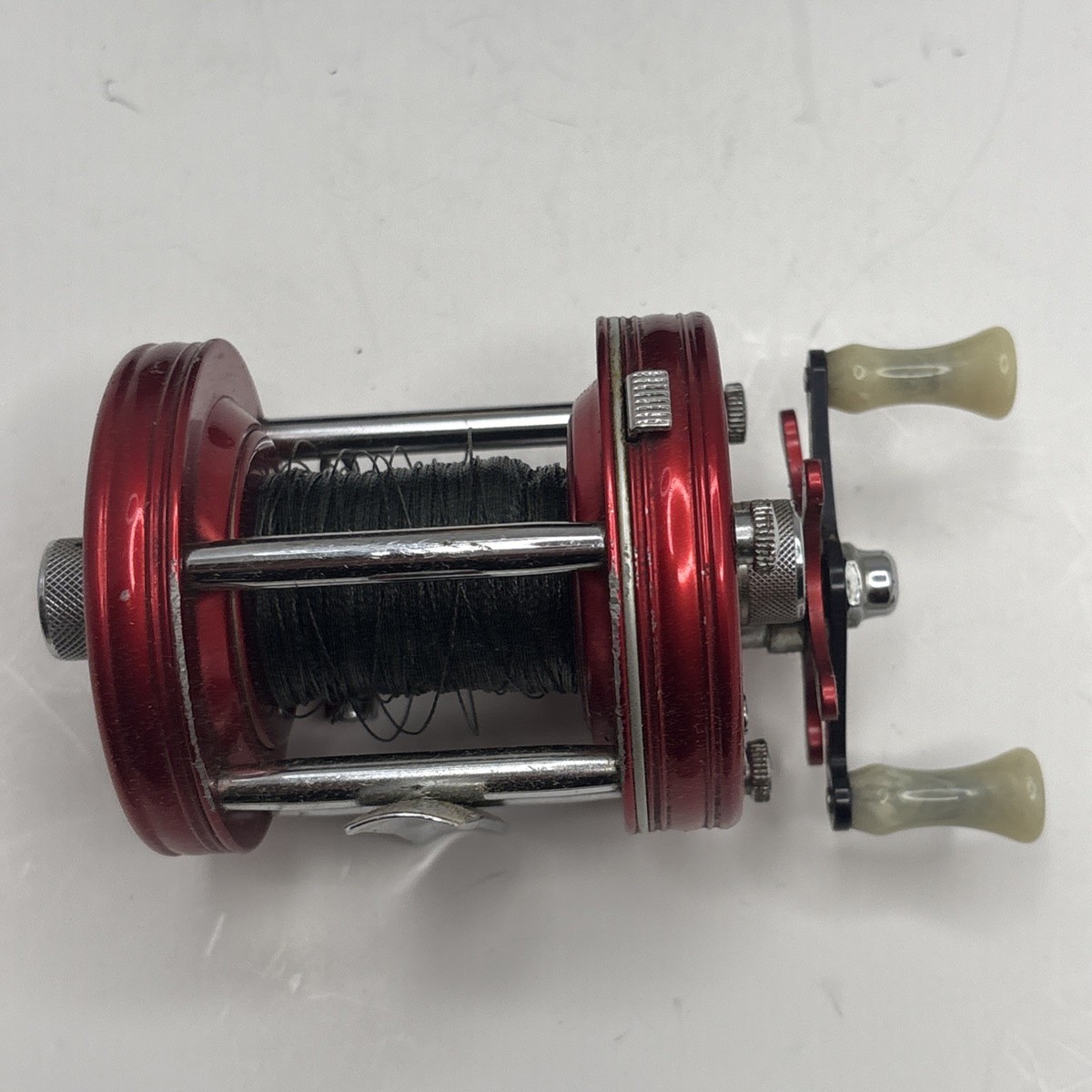 Abu Garcia Ambassadeur No. 6000 Baitcasting Reel Sweden With Case