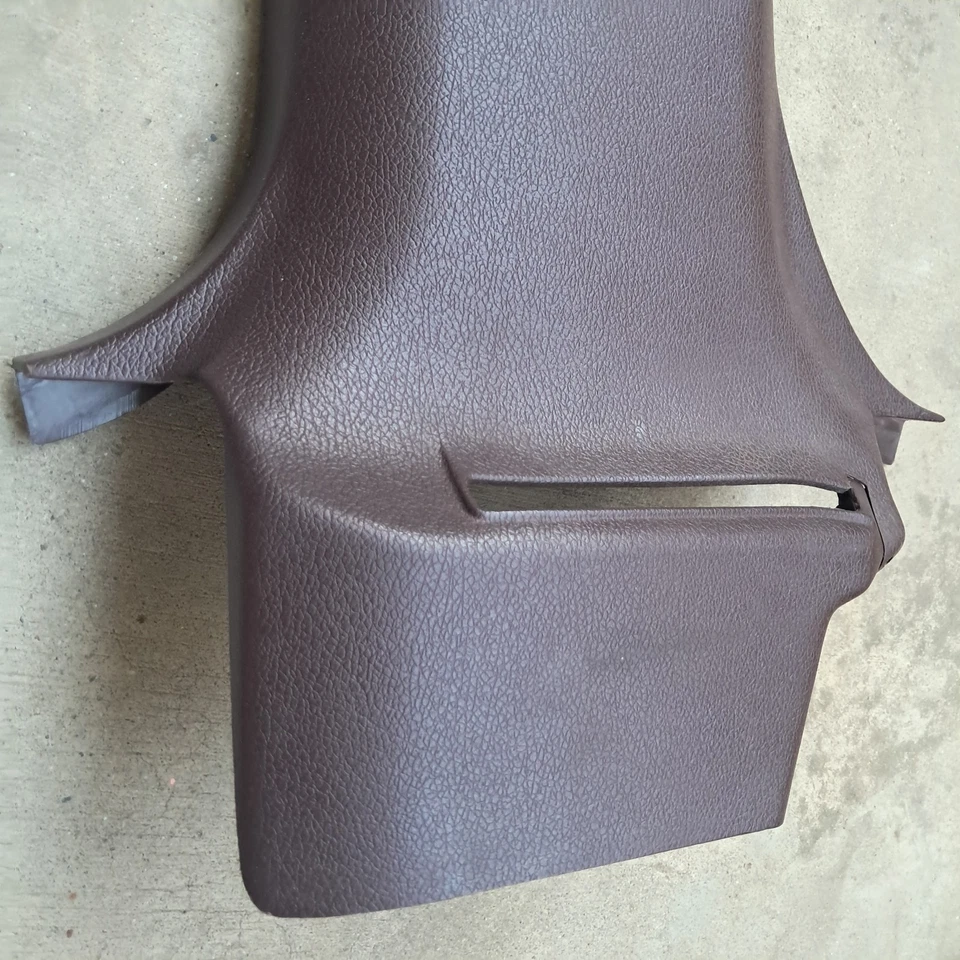 Cubierta de moldura de pilar B inferior del conductor izquierdo Toyota Camry 1987-1991 granate OEM Foto 3 de 4