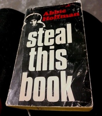 Steal This Book by Abbie Hoffman - 1971  1st Pirate Editions, 5th Printing