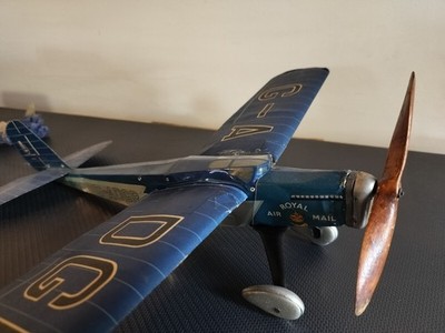 VERY RARE FROG MAILPLANE FLYING MODEL PLANE ENGLAND