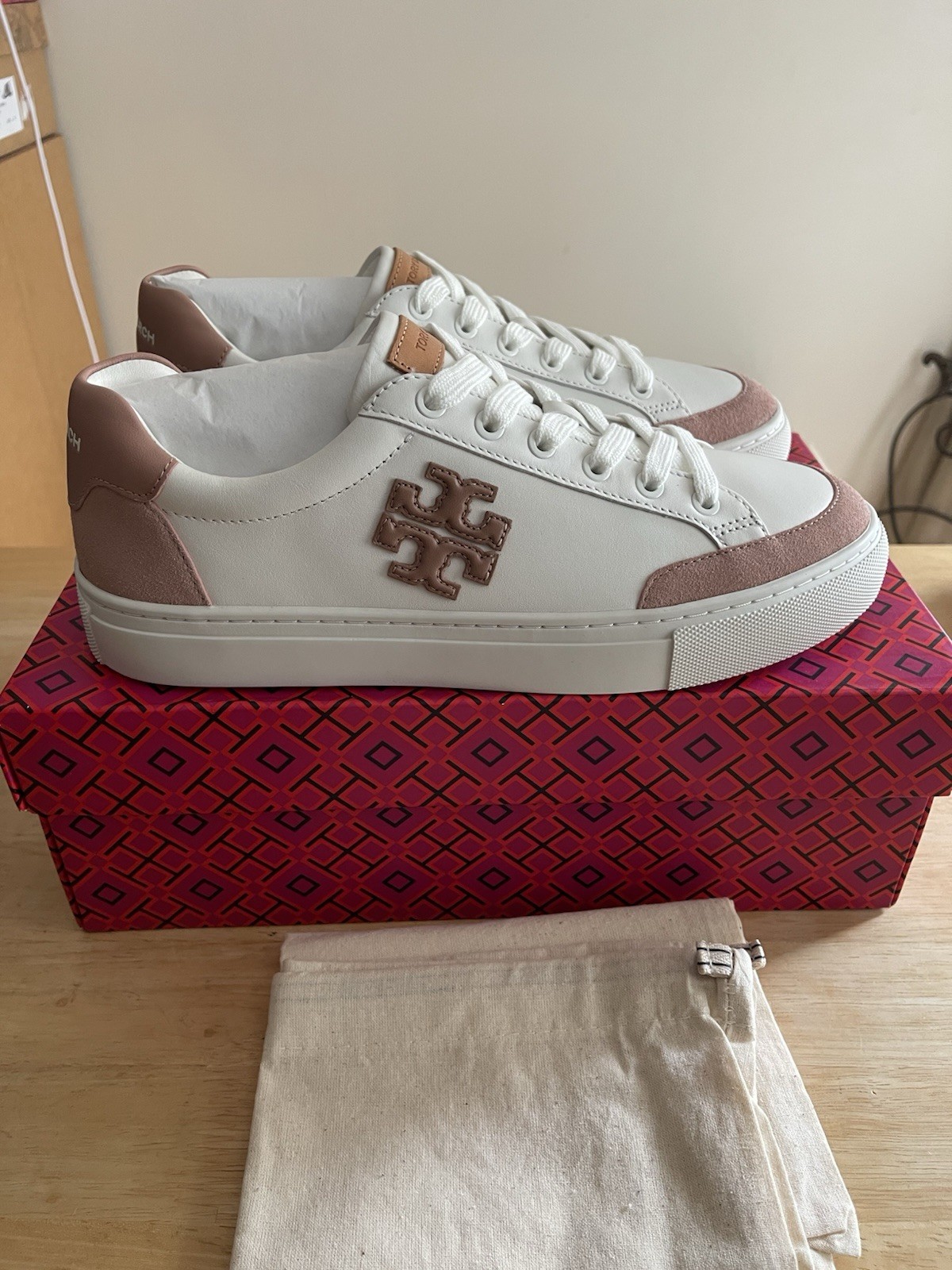 NIB Tory Burch Color Block Sneaker Bari Nappa In Pink Moon/Malva/Snow W Size 7.5 thumbnail 2