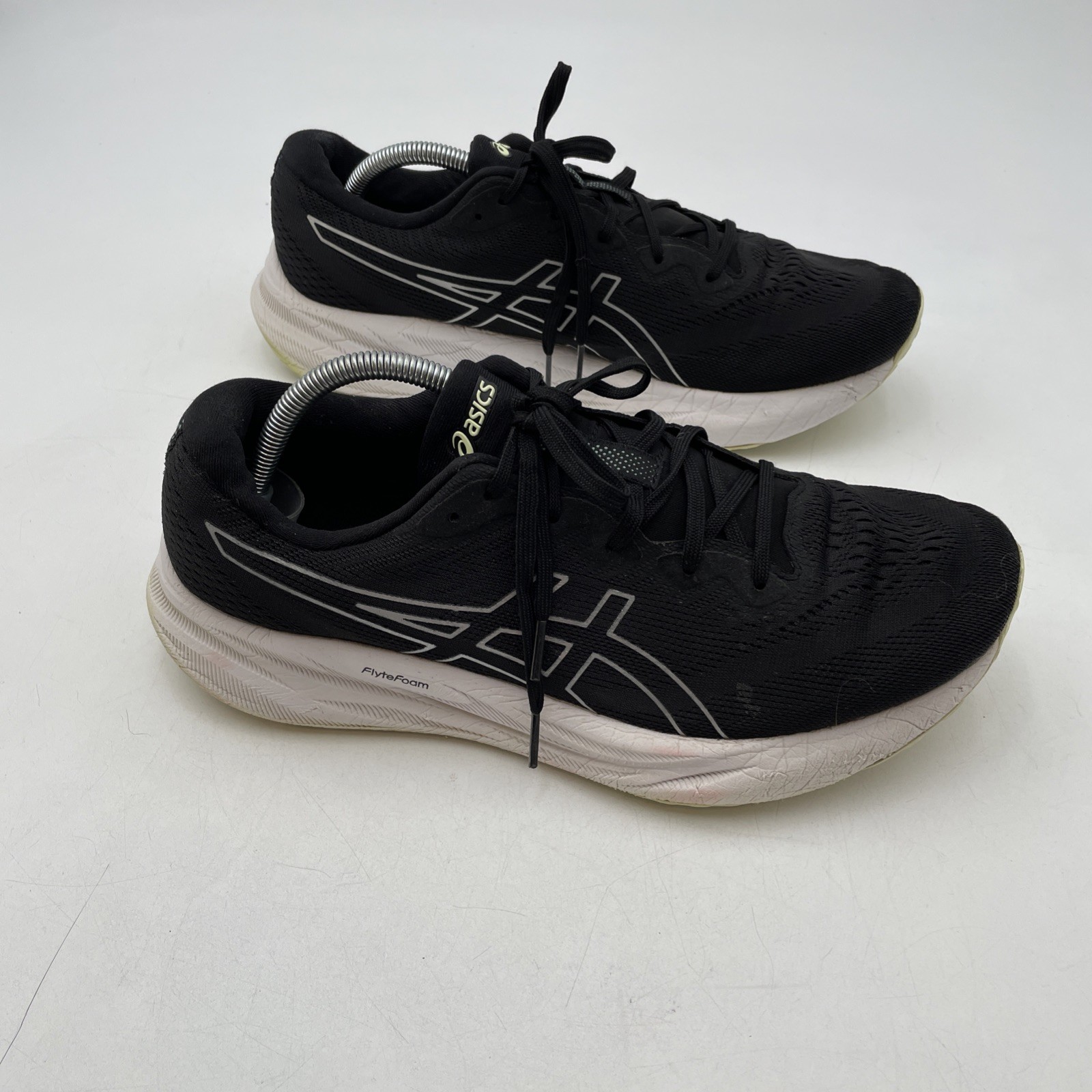 ASICS Gel Pulse 15 Running Shoes Black White Mens Size 11 Sneakers  1011B780 thumbnail 2