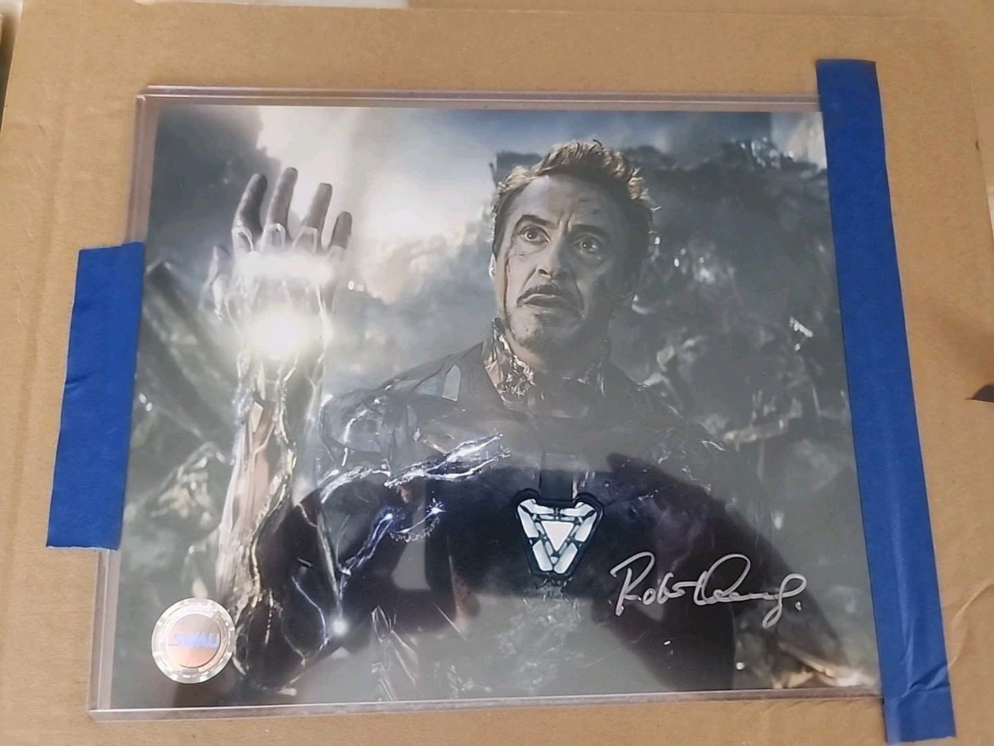 ROBERT DOWNEY JR  - 8x10 Signed Autograph Auto SWAU COA Ironman Avengers Endgame