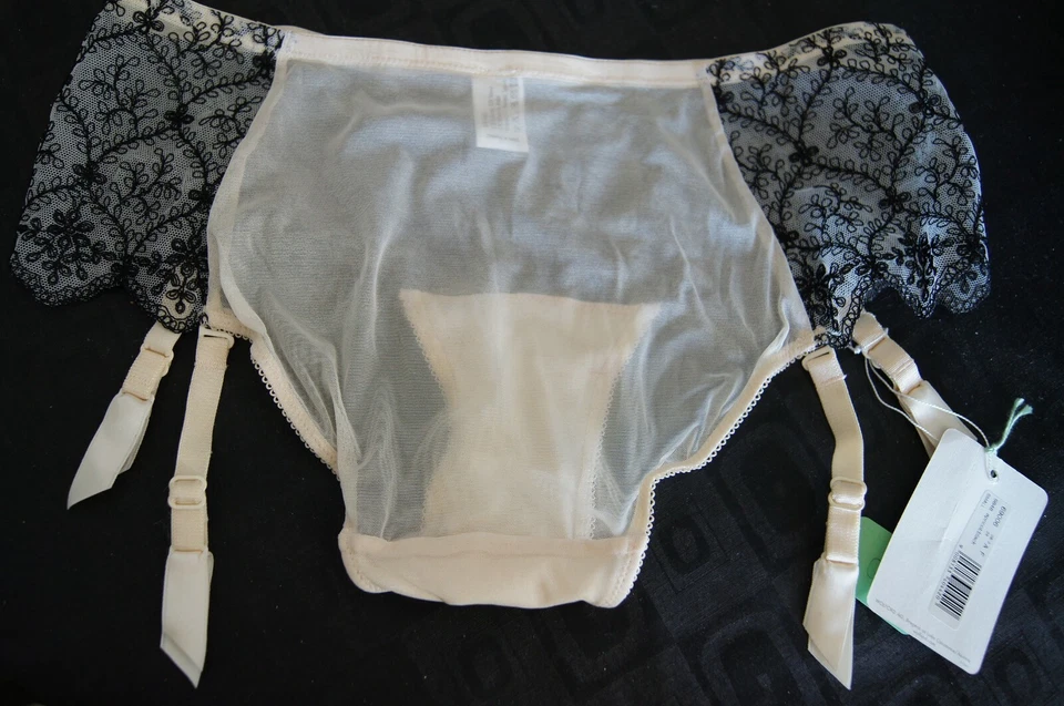 Wolford Apricot/Black Sheer Embroidered Floral Deep Suspender Shorts - Image 4 of 4