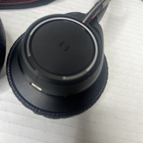 Plantronics Voyager Focus Model: 8825 Bluetooth Headset W Dock - Picture 5 of 8