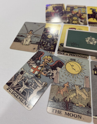 お値下げ　貴重　新品未開封Óriens Tarot Deck ポケットサイズ 楽天市場】【正規品・直輸入】 ライダー・タロット・ポケット