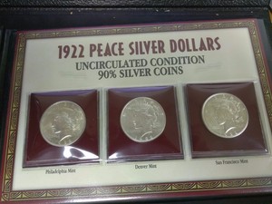 1922 P D S Peace Dollar Year Set All 3 Coins Pcs Coin Stamp W 2c Stamp Bu Ms Ebay