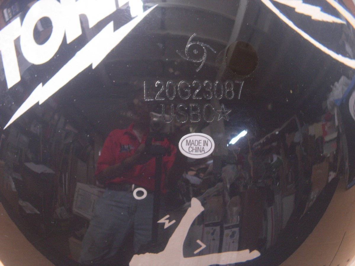 15 Pounds NIB Storm CLEAR STORM BLACK BELMO Bowling Ball 15 Pounds NIB Storm CLEAR STORM BLACK BELMO Bowling Ball