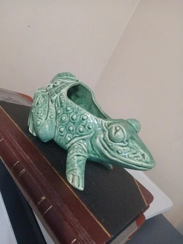 Vintage Retro Collectible McCoy Large Green Frog Planter Pottery USA 8.25” Long