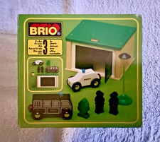 BRIO Vintage Wooden Police Station Set includes 7 pieces 33576 EXCELLENT Cond