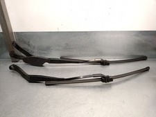 A2078200044 WISCHARM SCHEIBENREINIGUNG VORN RECHTS / A2078200044 / 5420018 FÜR M