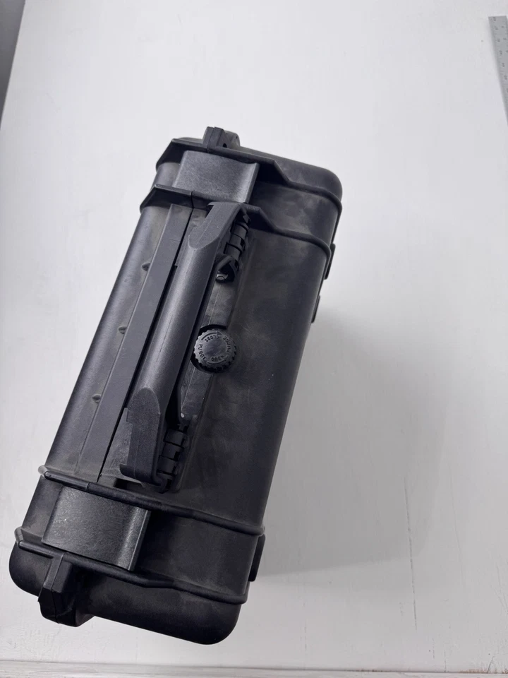 Lowepro Waterproof Professional Hard Case 16x11 Camera Drone Equipment - Image 2 of 4