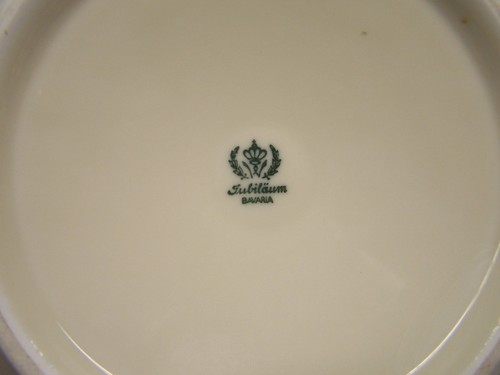 WINTERLING/BAVARIA "TUBILAUM gold trim" COVERED VEGETABLE BOWL - Picture 6 of 6