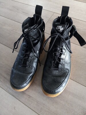 Nike Utility Air Force SF