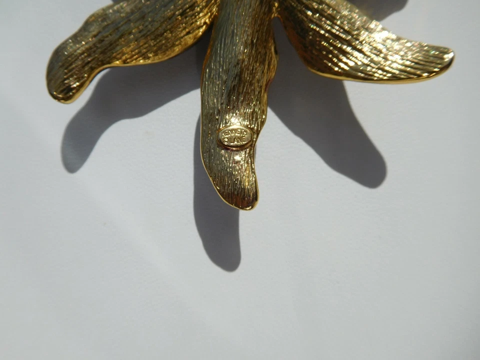 Collar Kenneth J Lane KJL Flor Púrpura Tono Dorado 16.5 - 20.5" N2 Foto 2 de 3