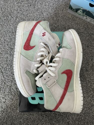 Size 9.5 - Nike SB Dunk Mid White Widow 2018 - Picture 1 of 7