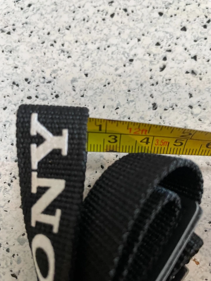 Kit de acessórios SONY a6000 6300 NEX-6 NEX-7 (copo olho, alça de pulso, carregador + cabo) - Imagem 4 de 4